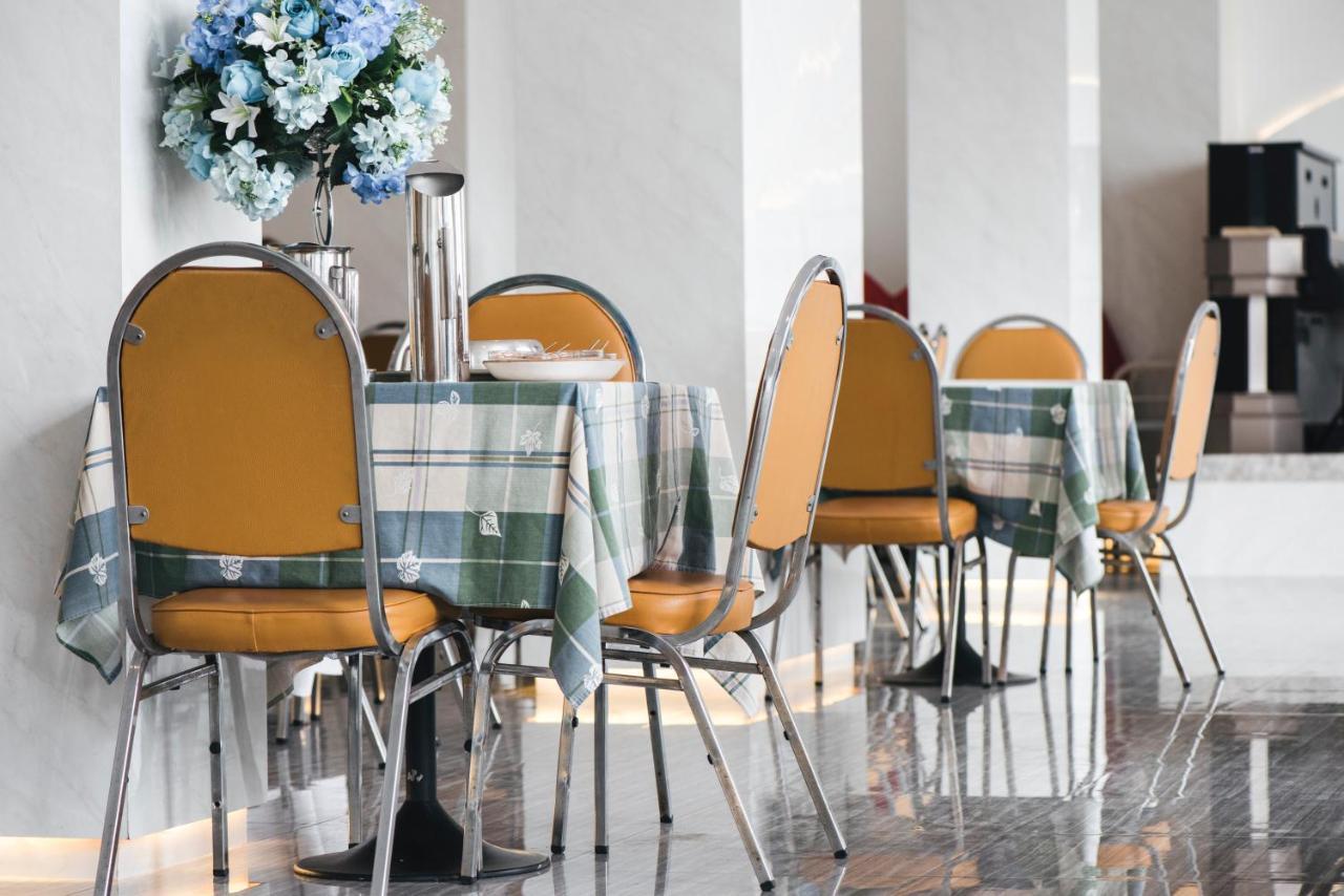 K.S.Pavilion Hotel Nakhonratchasima Εξωτερικό φωτογραφία