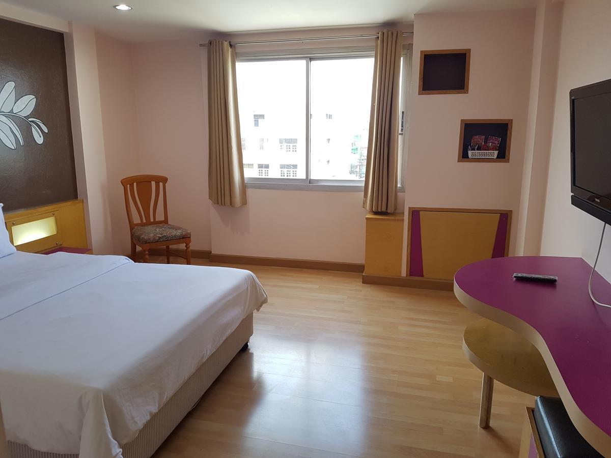K.S.Pavilion Hotel Nakhonratchasima Εξωτερικό φωτογραφία
